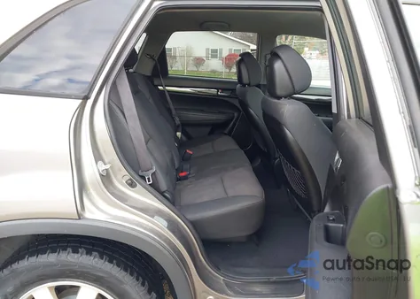 2011 Kia Sorento Lx from USA, damaged, VIN 5XYKT3A17BG178493